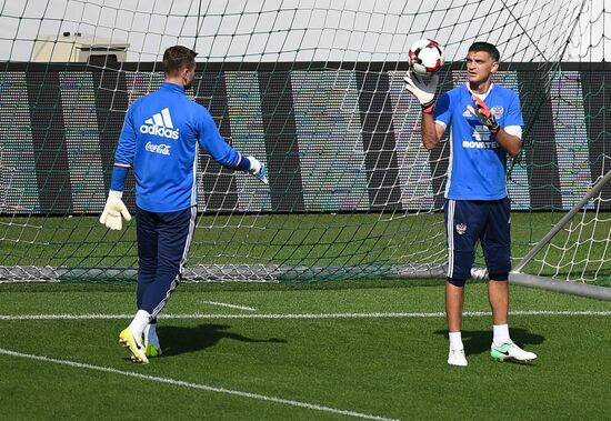 Russian national football team holds training session