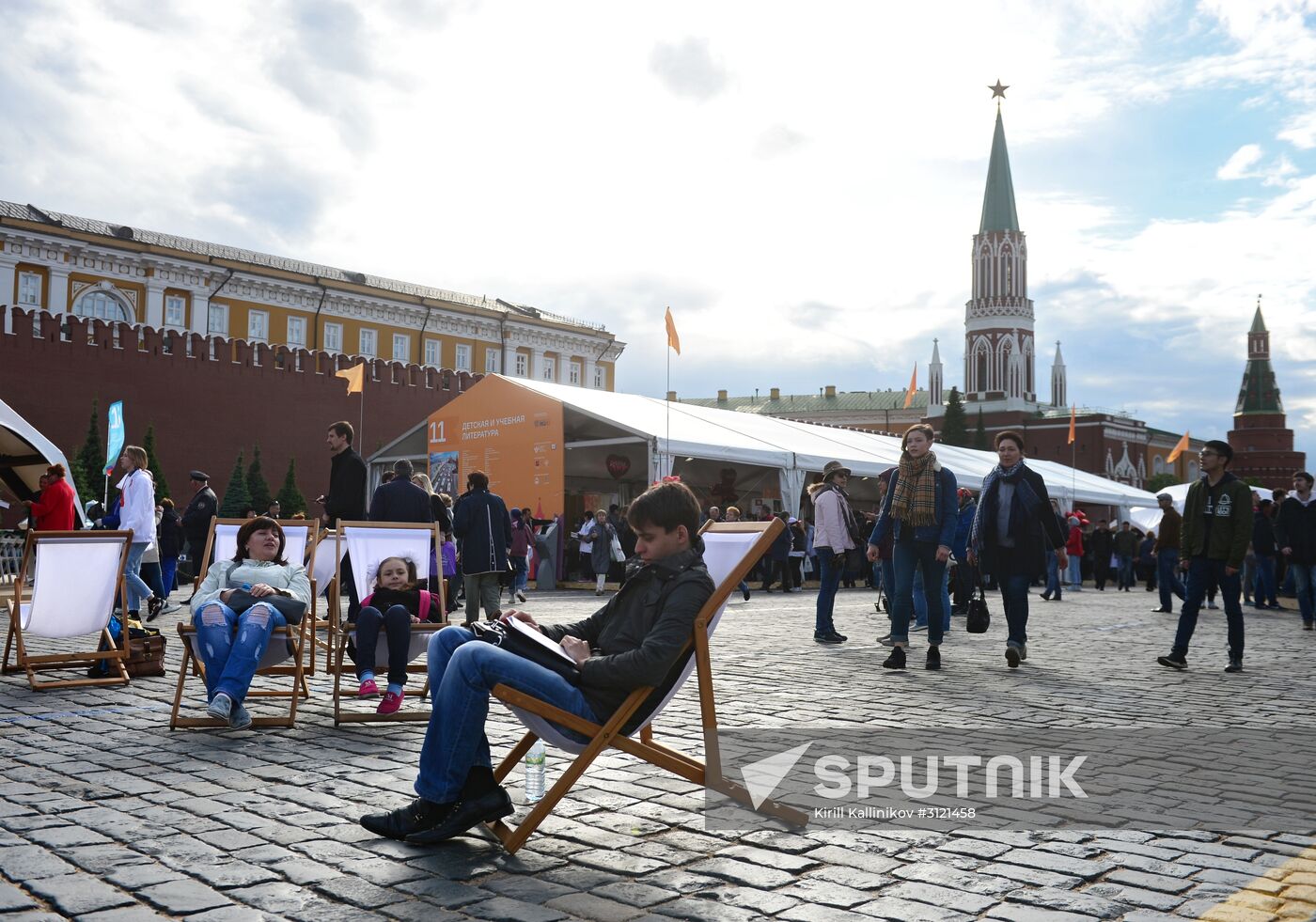 Red Square Book Festival. Day Two
