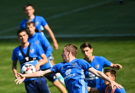 Russian national football team holds training session