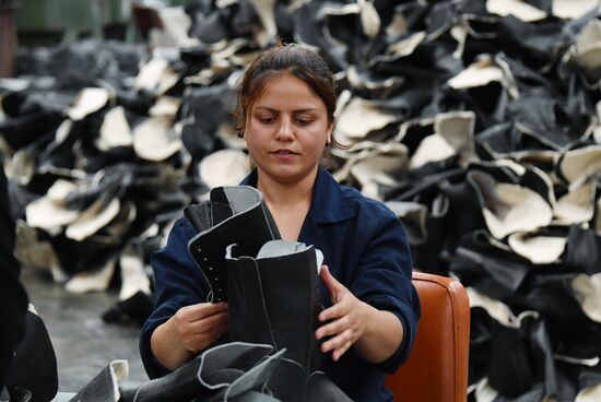 Shoe factory in Syrian Hama Governorate