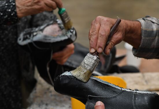 Shoe factory in Syrian Hama Governorate