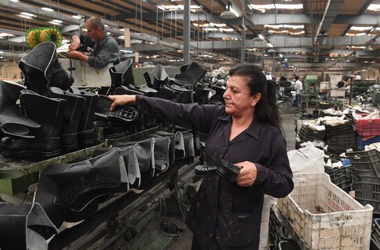 Shoe factory in Syrian Hama Governorate