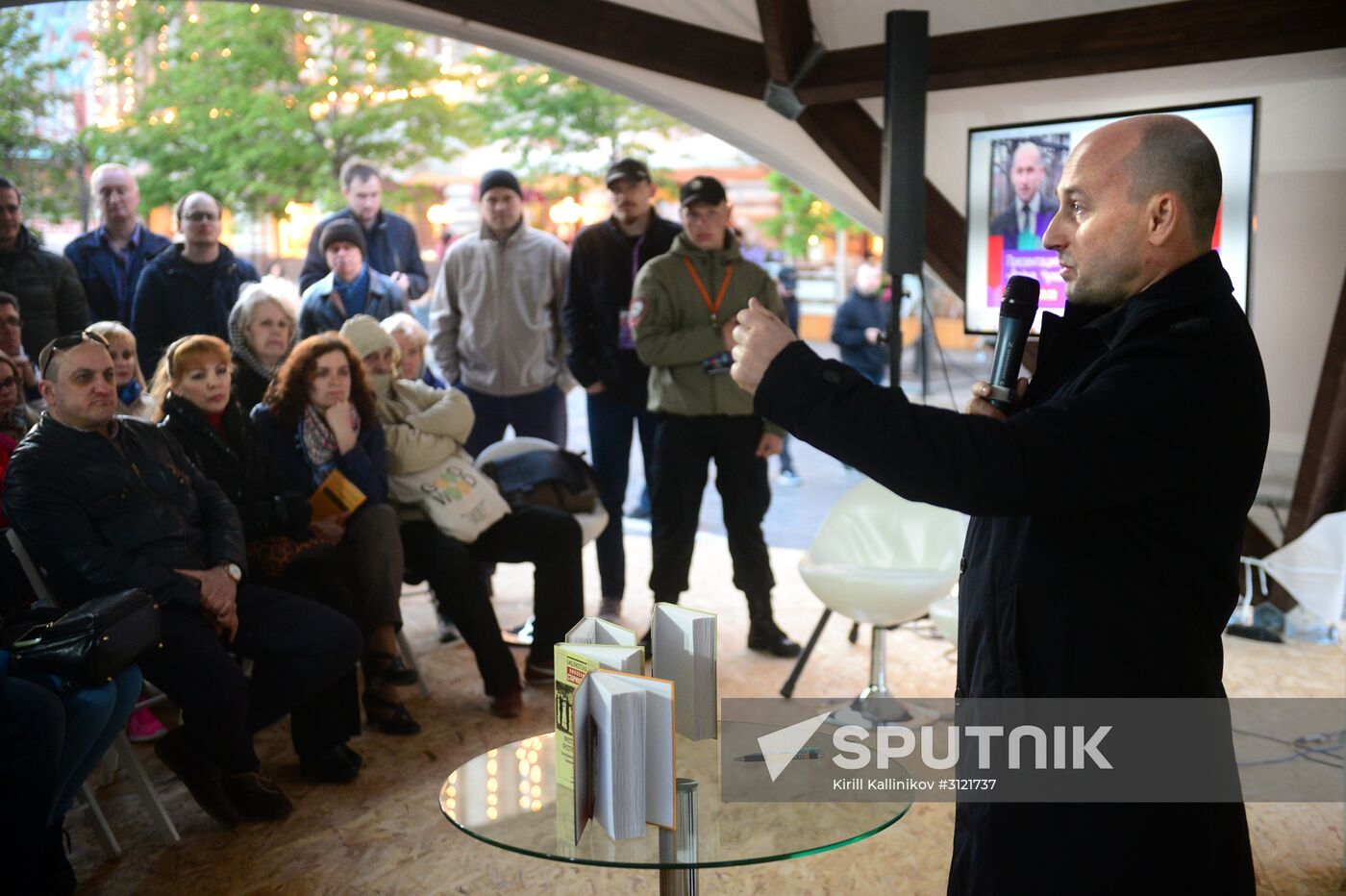 Red Square Book Festival. Day Two