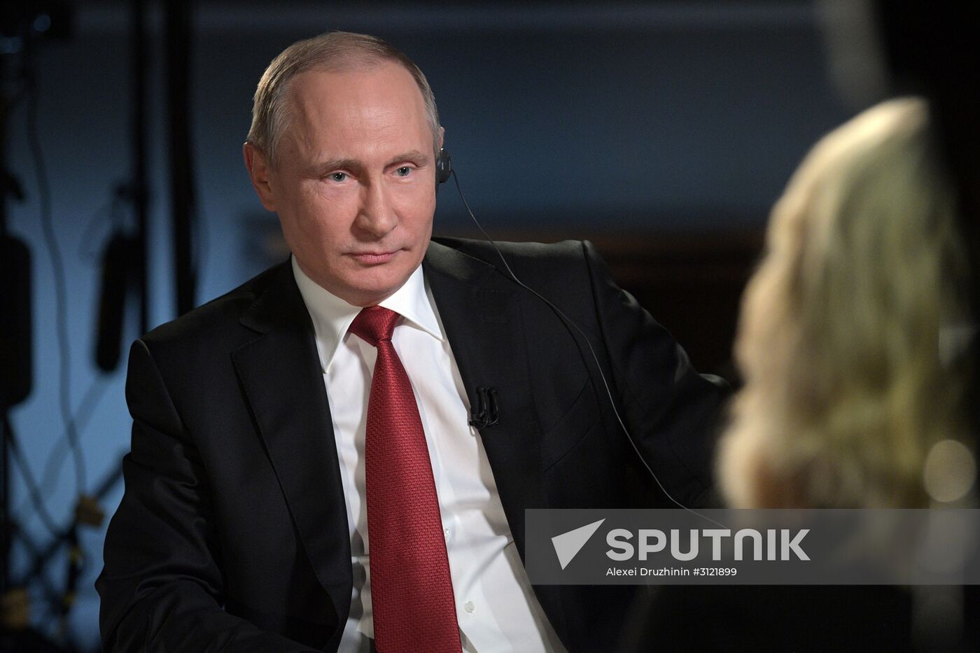 Valdimir Putin gives interview with CNN