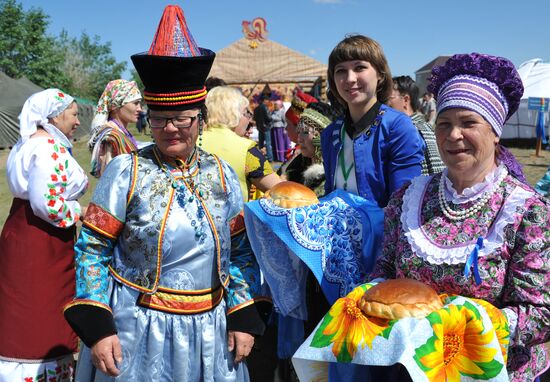 'Onon: Times and Peoples Connected' ethnic and environmental festival in Chita