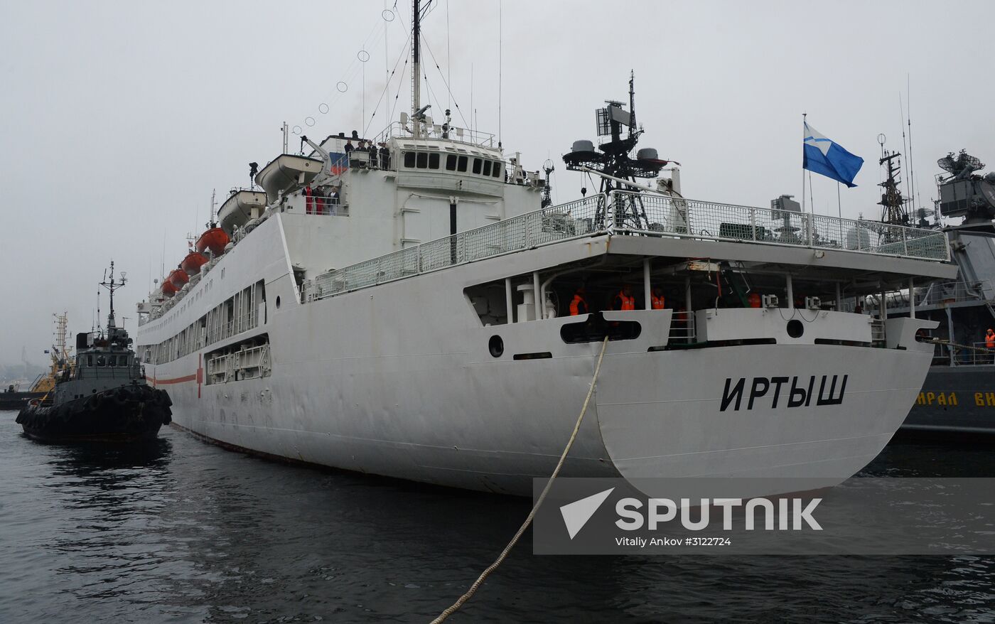 The Irtysh hospital ship is welcomed at Vladivostok port