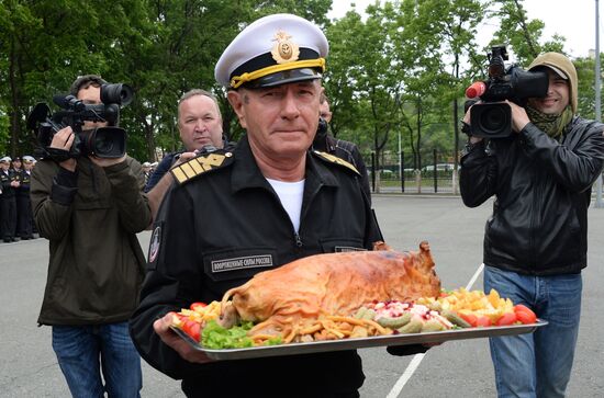 The Irtysh hospital ship is welcomed at Vladivostok port