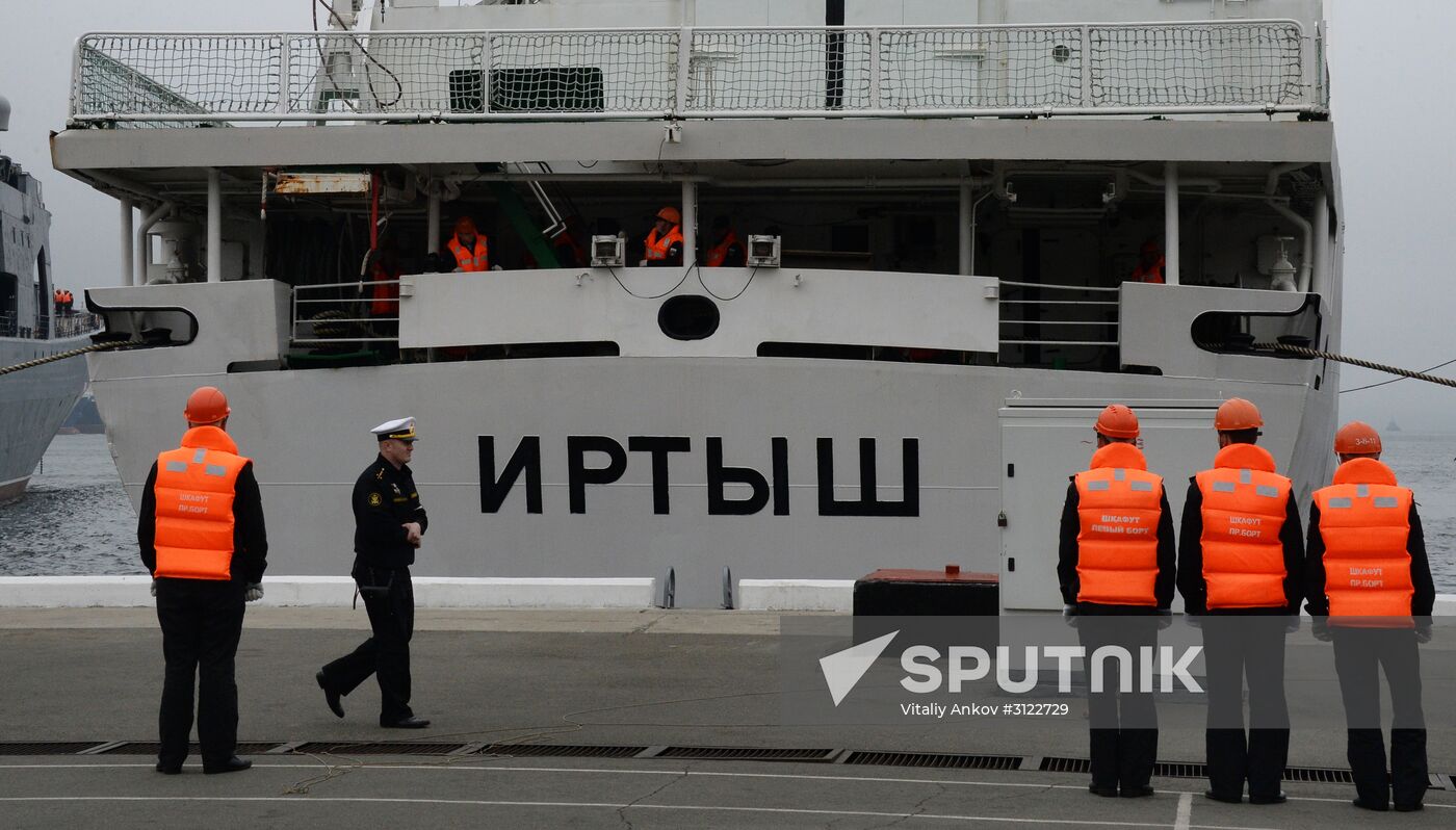 The Irtysh hospital ship is welcomed at Vladivostok port