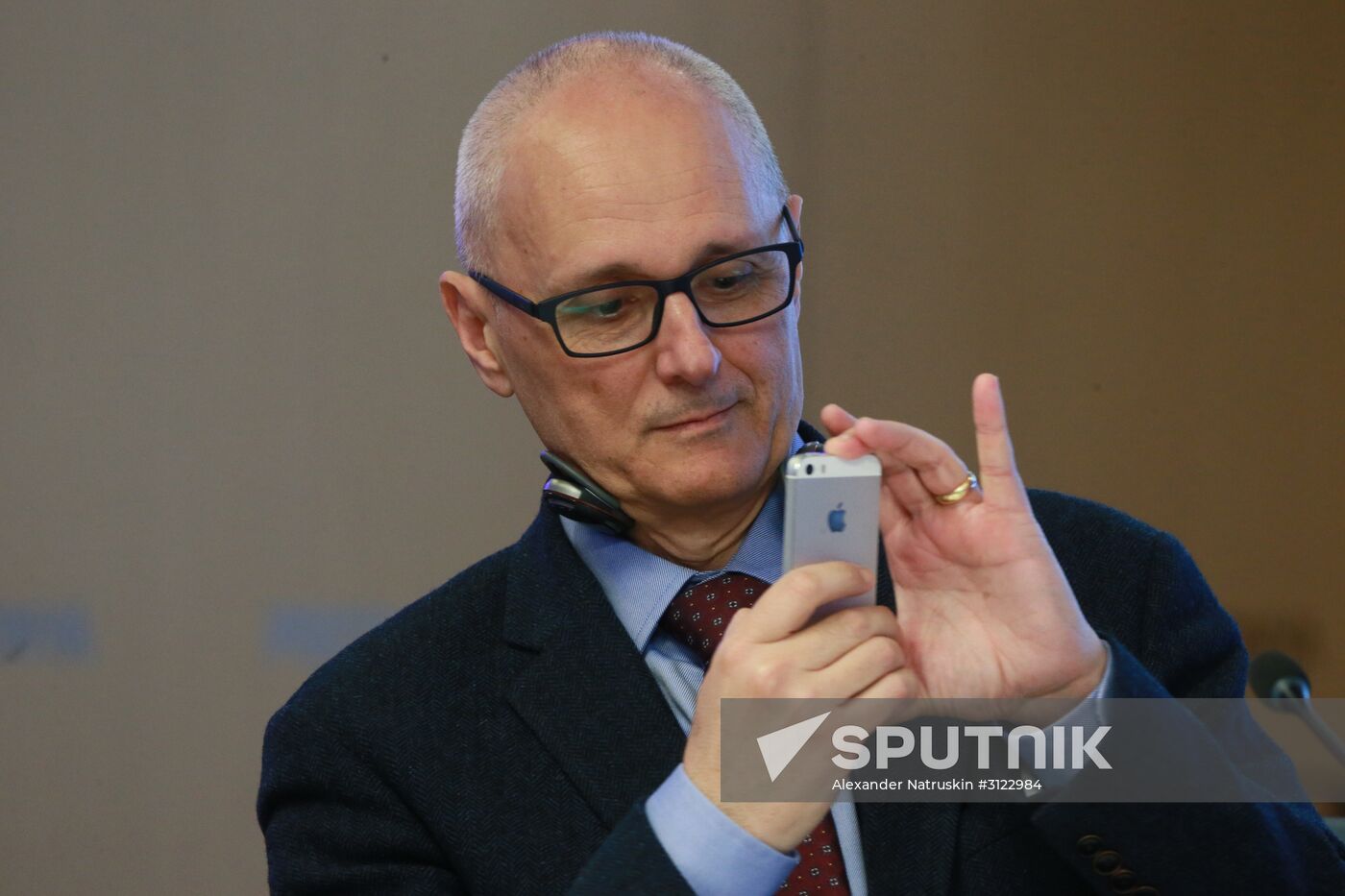 WHO report on teenage obesity presented