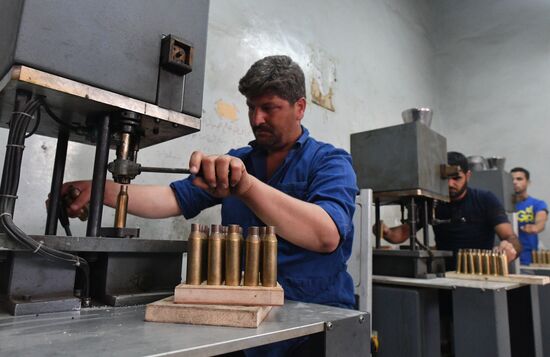 Cartridge manufacturing plant in Hama suburb