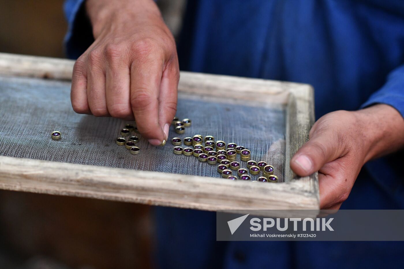 Cartridge manufacturing plant in Hama suburb