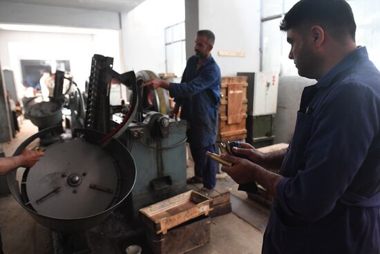 Cartridge manufacturing plant in Hama suburb