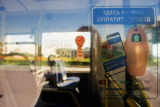 New option to pay fare via bank cards and mobile devices is available in St. Petersburg buses