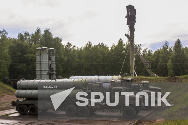 Air defense drill involving S-300 Favorite surface-to-air missile system unit