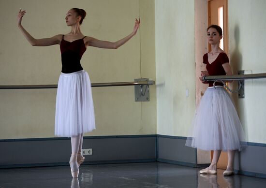 End of academic year at the Novosibirsk School of Choreography