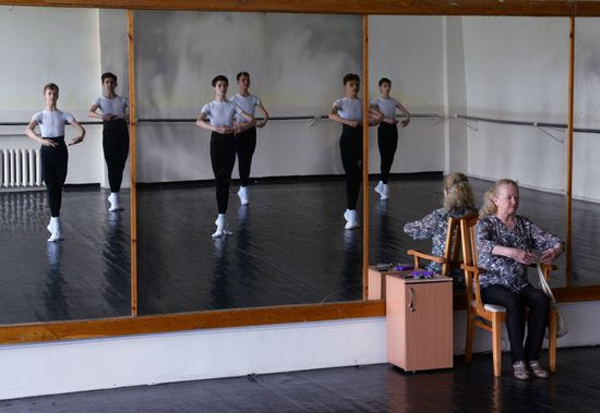 End of academic year at the Novosibirsk School of Choreography