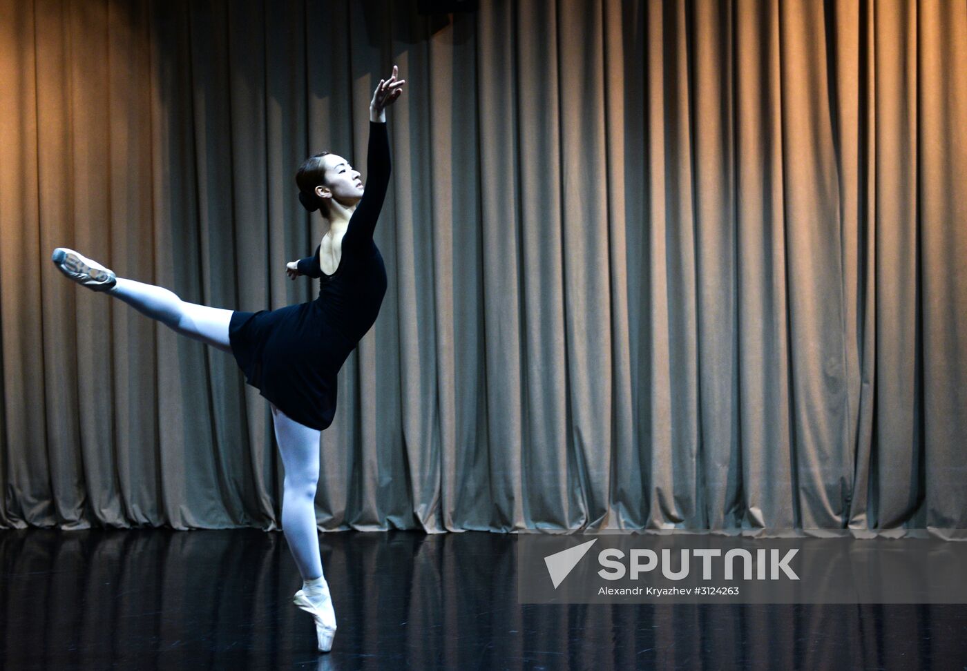 End of academic year at the Novosibirsk School of Choreography