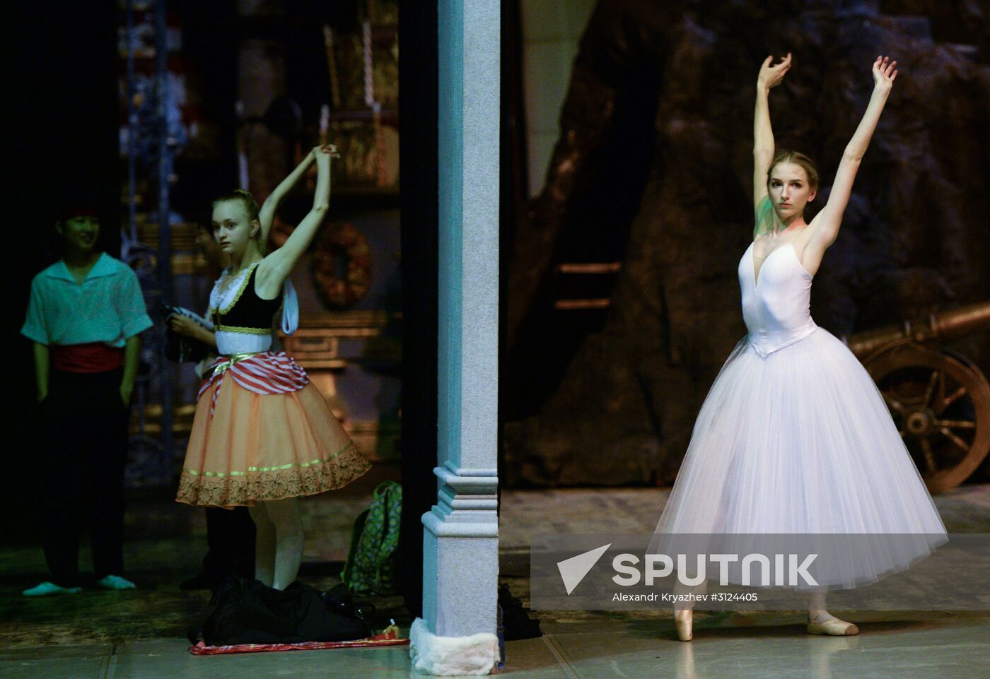 End of academic year at the Novosibirsk School of Choreography