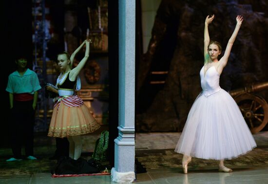 End of academic year at the Novosibirsk School of Choreography