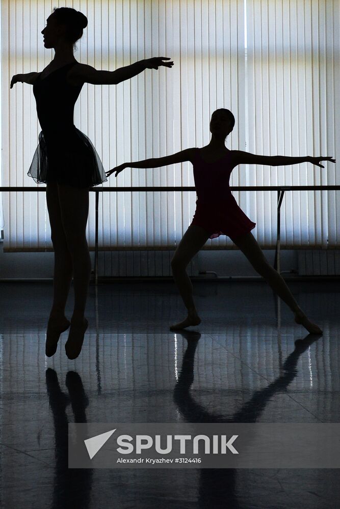 End of academic year at the Novosibirsk School of Choreography