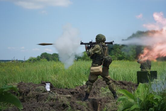 Marine Corps exercises in Krasnodar Territory