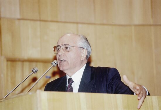 Parliamentary hearings of State Duma Committee on CIS Affairs