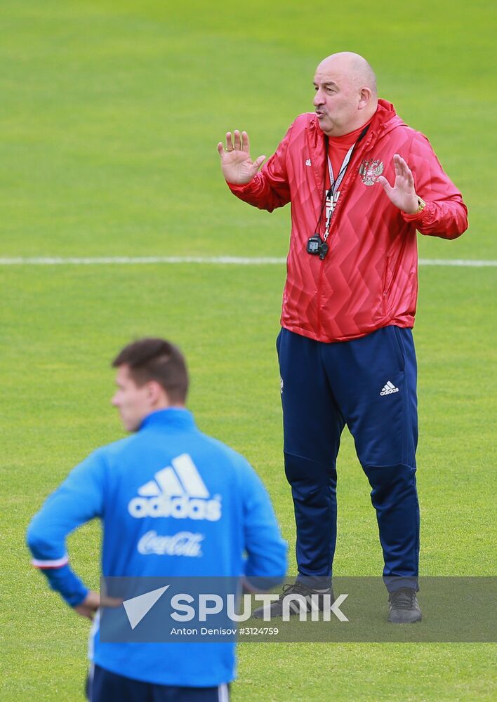 Russian national football team holds training session