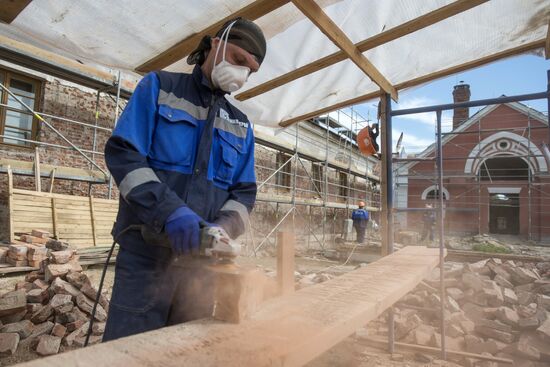 Restoration works in Tsarskoye Selo museum and reserve