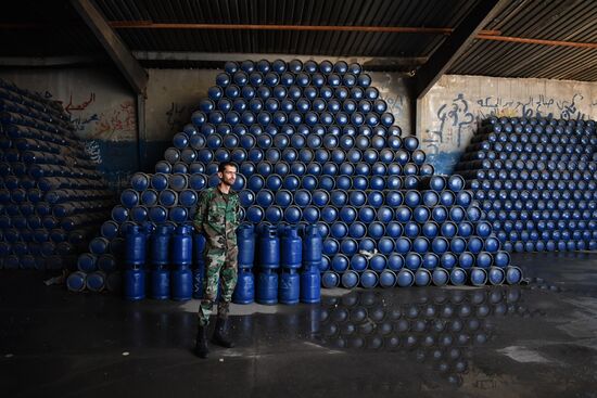 Gas tank production in As-Safira, Aleppo Governorate