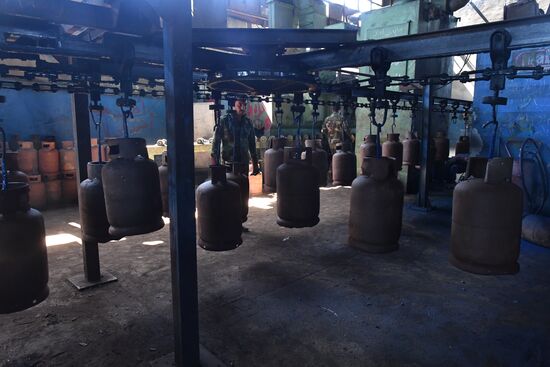 Gas tank production in As-Safira, Aleppo Governorate