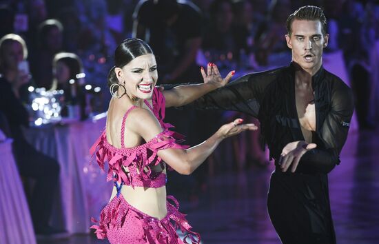 Star Duet World Dance Show at Kremlin Palace