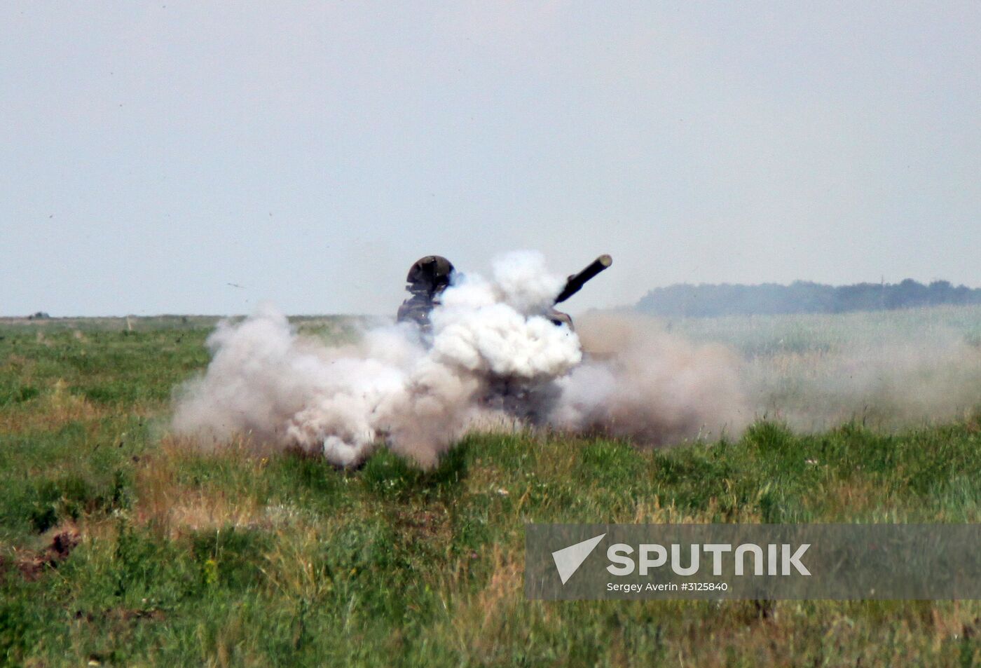 Mine clearing in Nikishino, Lugansk Region