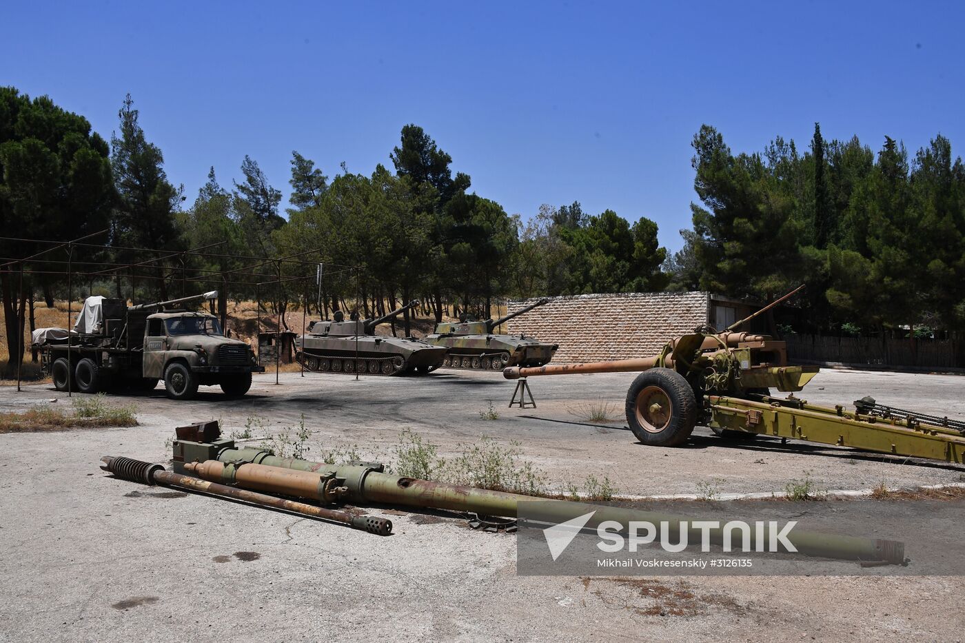 Artillery weapon, mortar and small arms repair works in Hama province