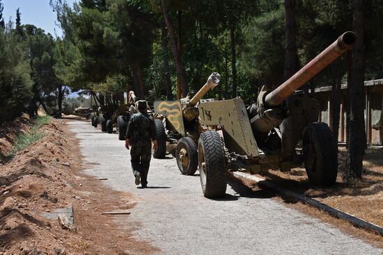 Artillery weapon, mortar and small arms repair works in Hama province