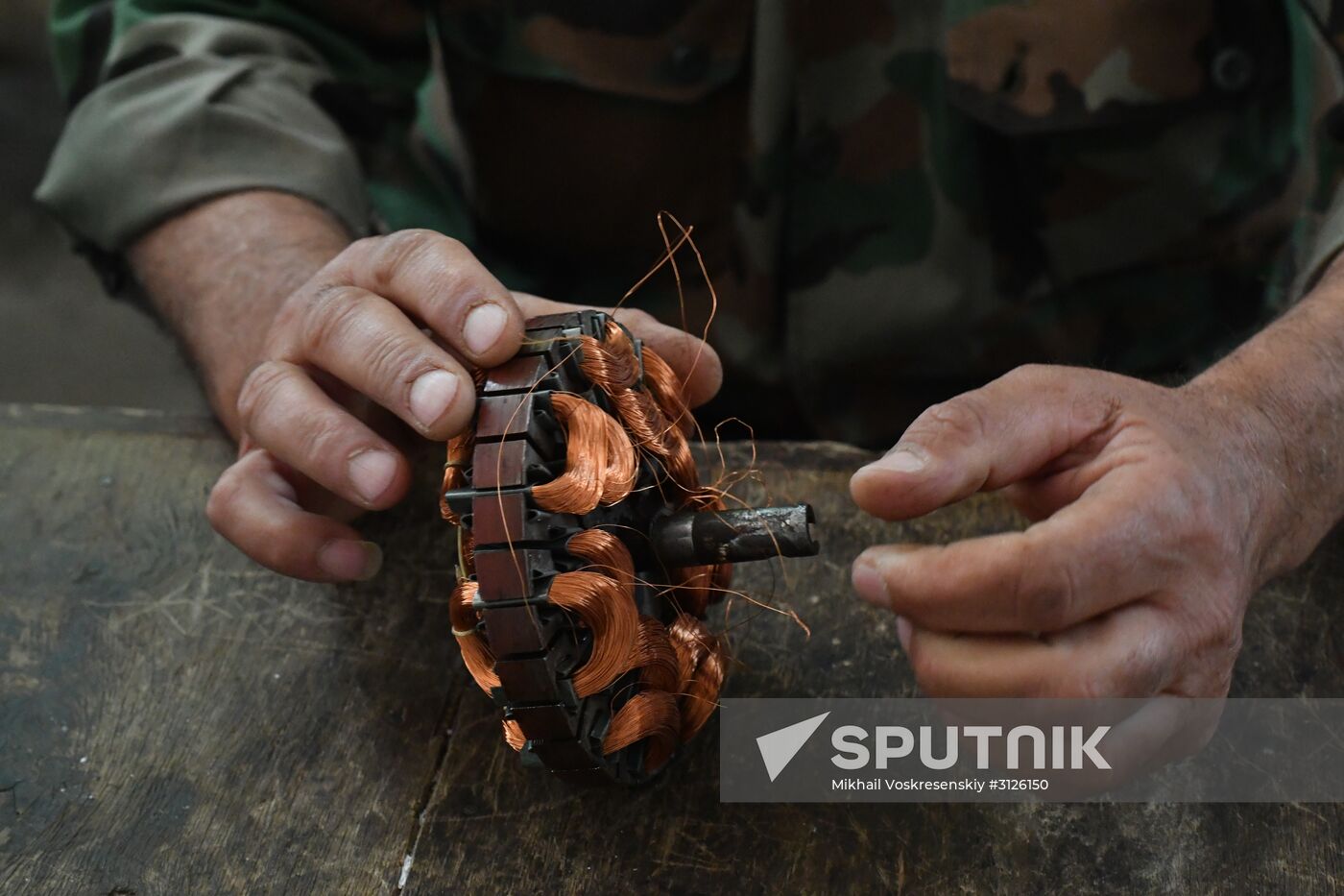 Artillery weapon, mortar and small arms repair works in Hama province