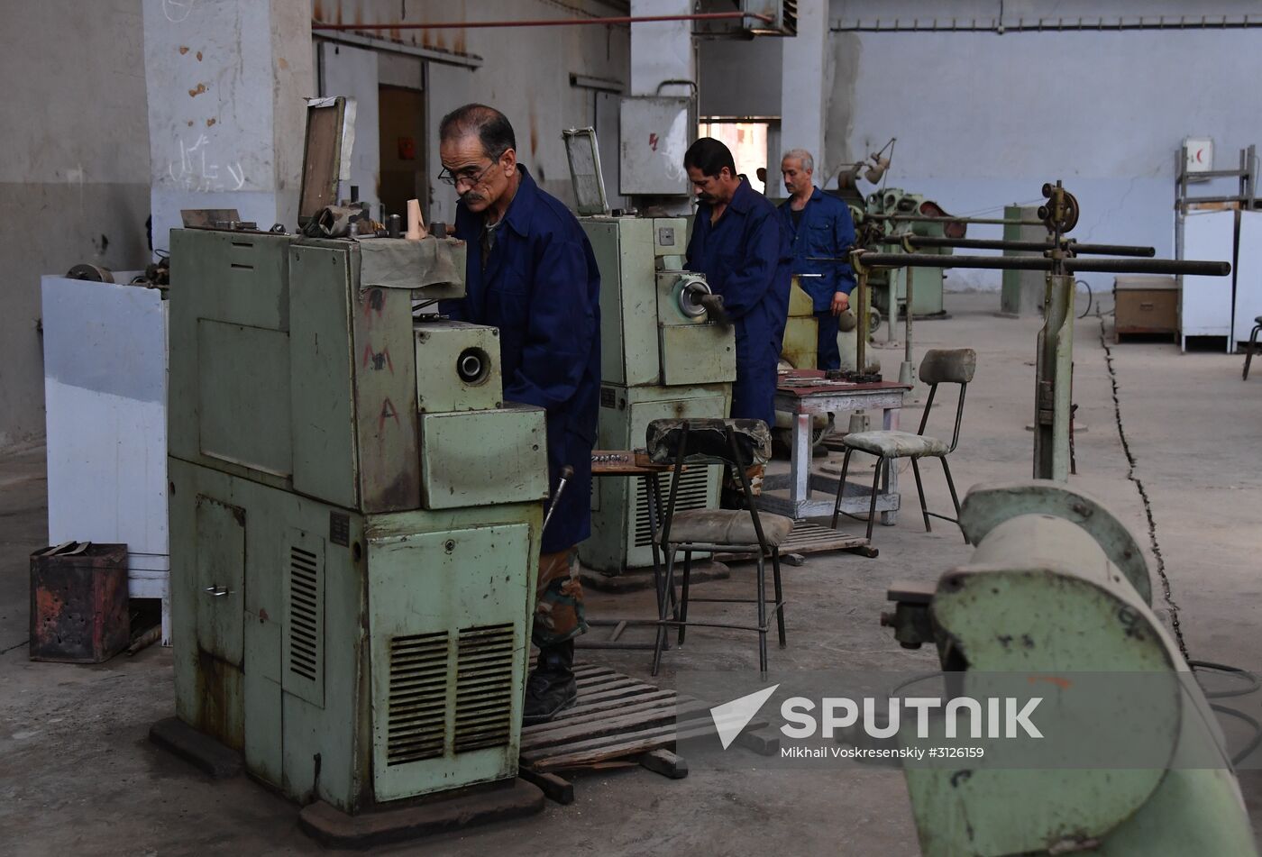 Artillery weapon, mortar and small arms repair works in Hama province