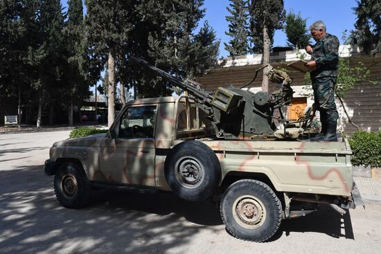 Artillery weapon, mortar and small arms repair works in Hama province