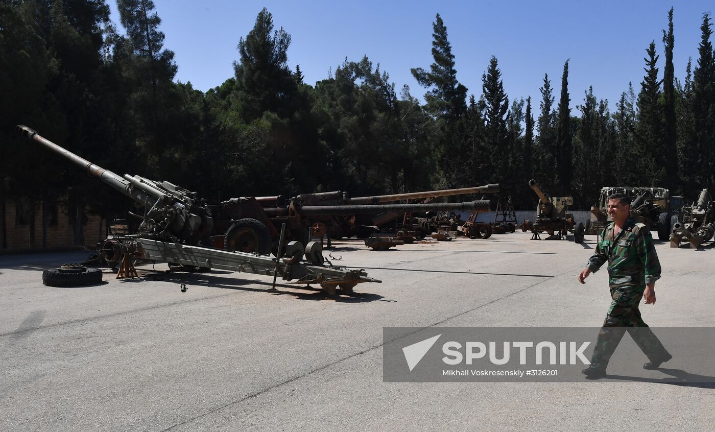 Artillery weapon, mortar and small arms repair works in Hama province