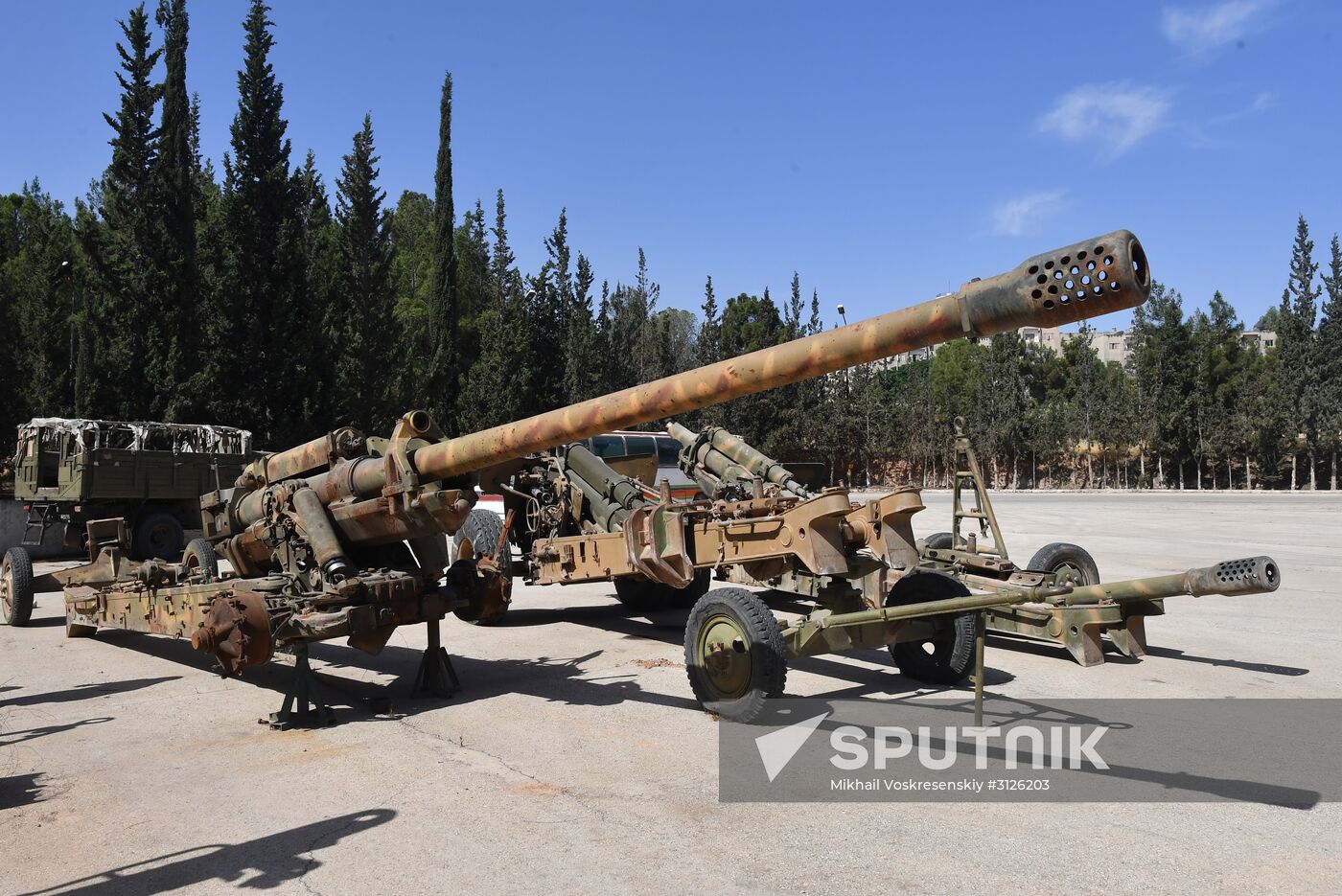 Artillery weapon, mortar and small arms repair works in Hama province