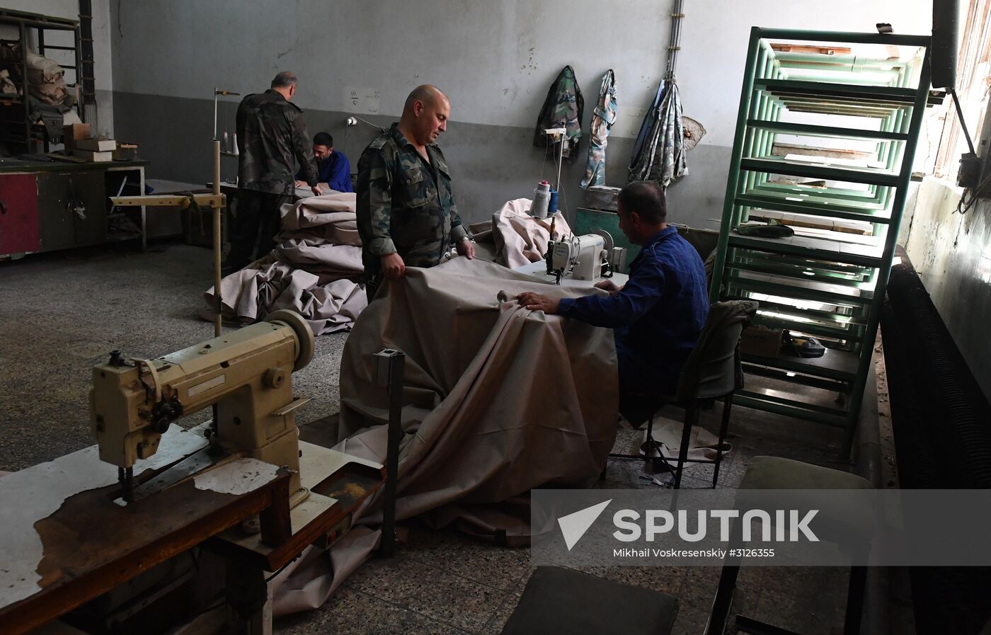 Artillery weapon, mortar and small arms repair works in Hama province