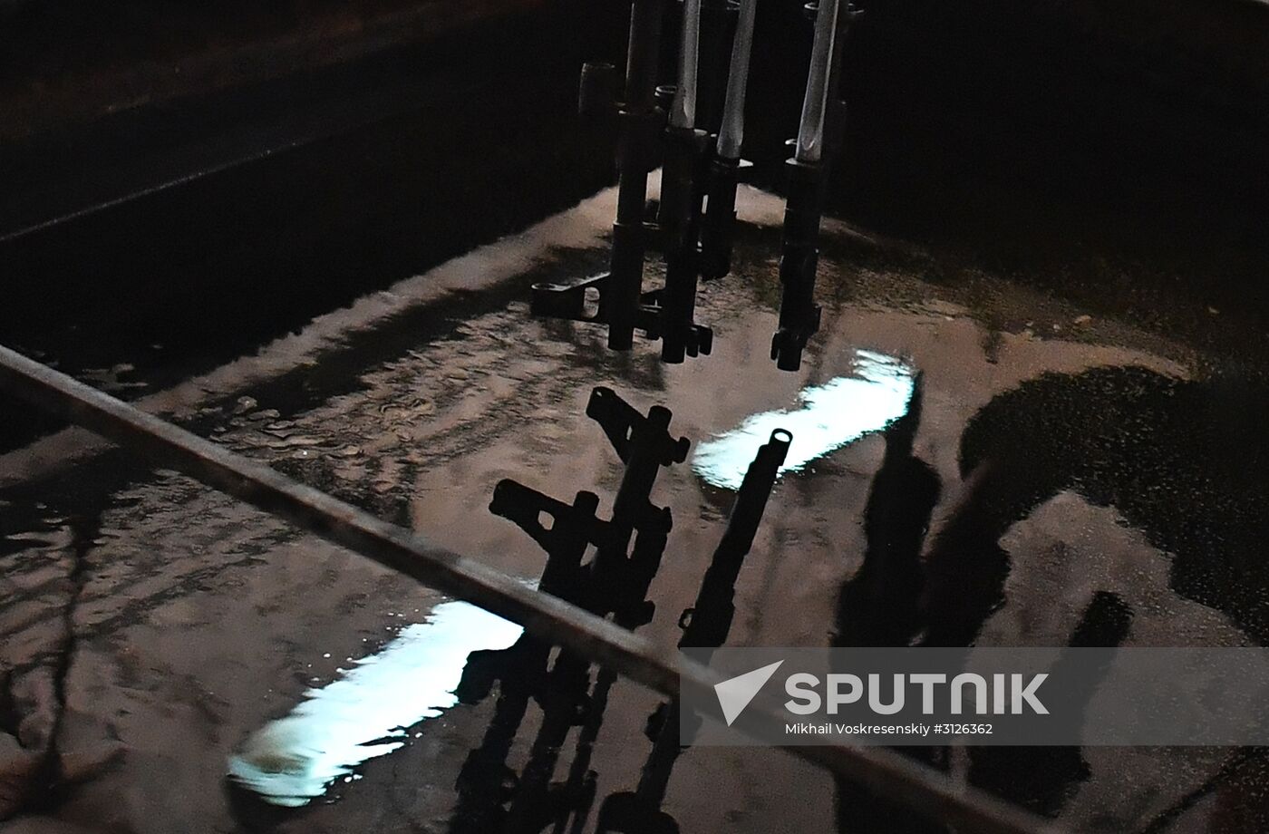 Artillery weapon, mortar and small arms repair works in Hama province