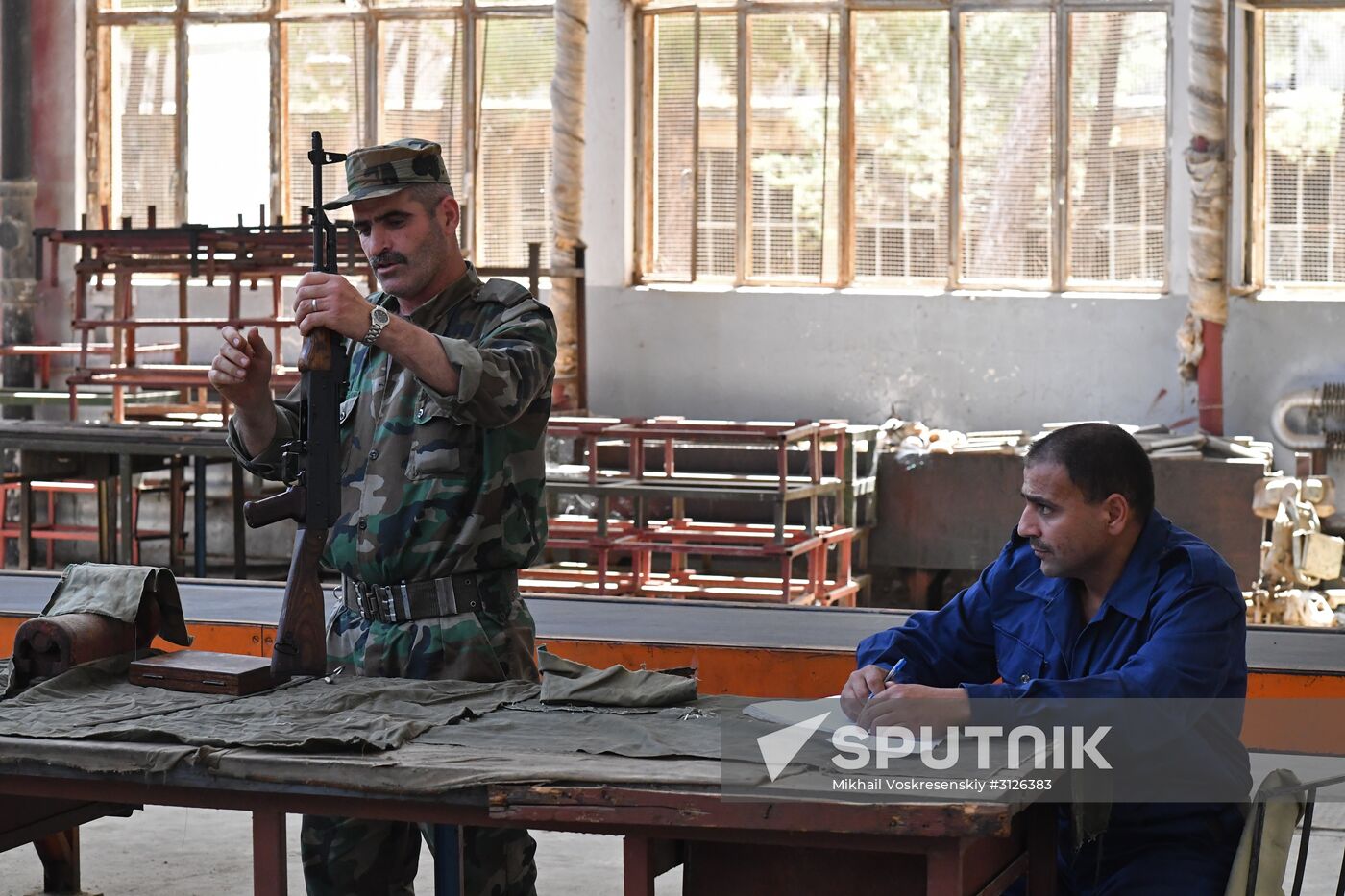 Artillery weapon, mortar and small arms repair works in Hama province