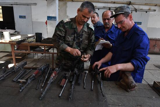 Artillery weapon, mortar and small arms repair works in Hama province