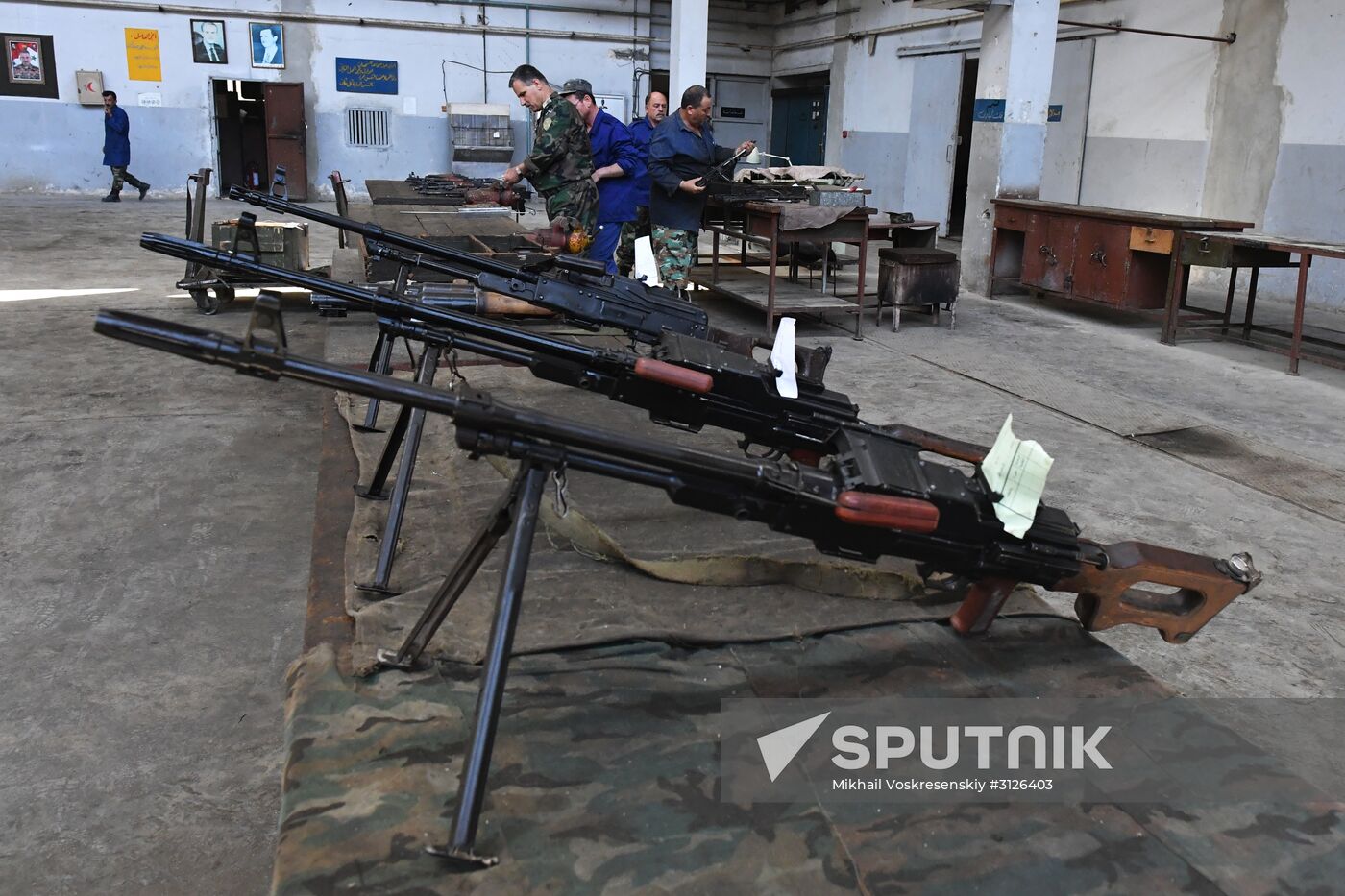 Artillery weapon, mortar and small arms repair works in Hama province
