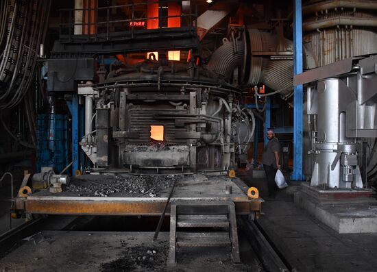 Iron and steel works in Hama, Syria