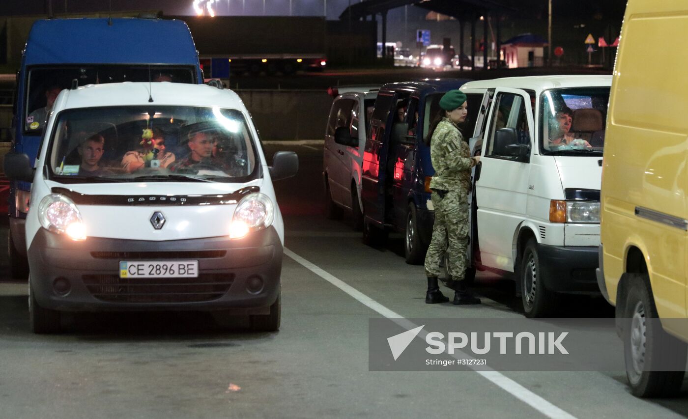 Ukraine-EU visa-free regime comes into force