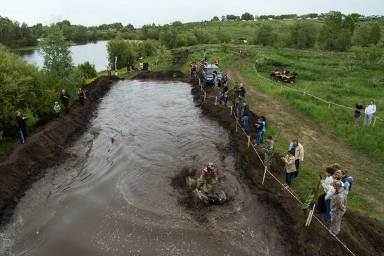 Trophy Raid Championship in Novosibirsk Region
