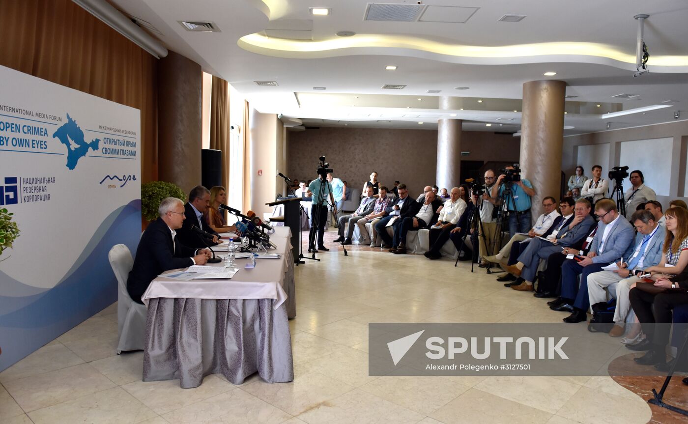 1st Open Crimea by Own Eyes media forum