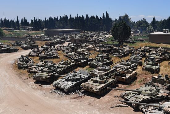 Armored vehicle maintenance company in Homs