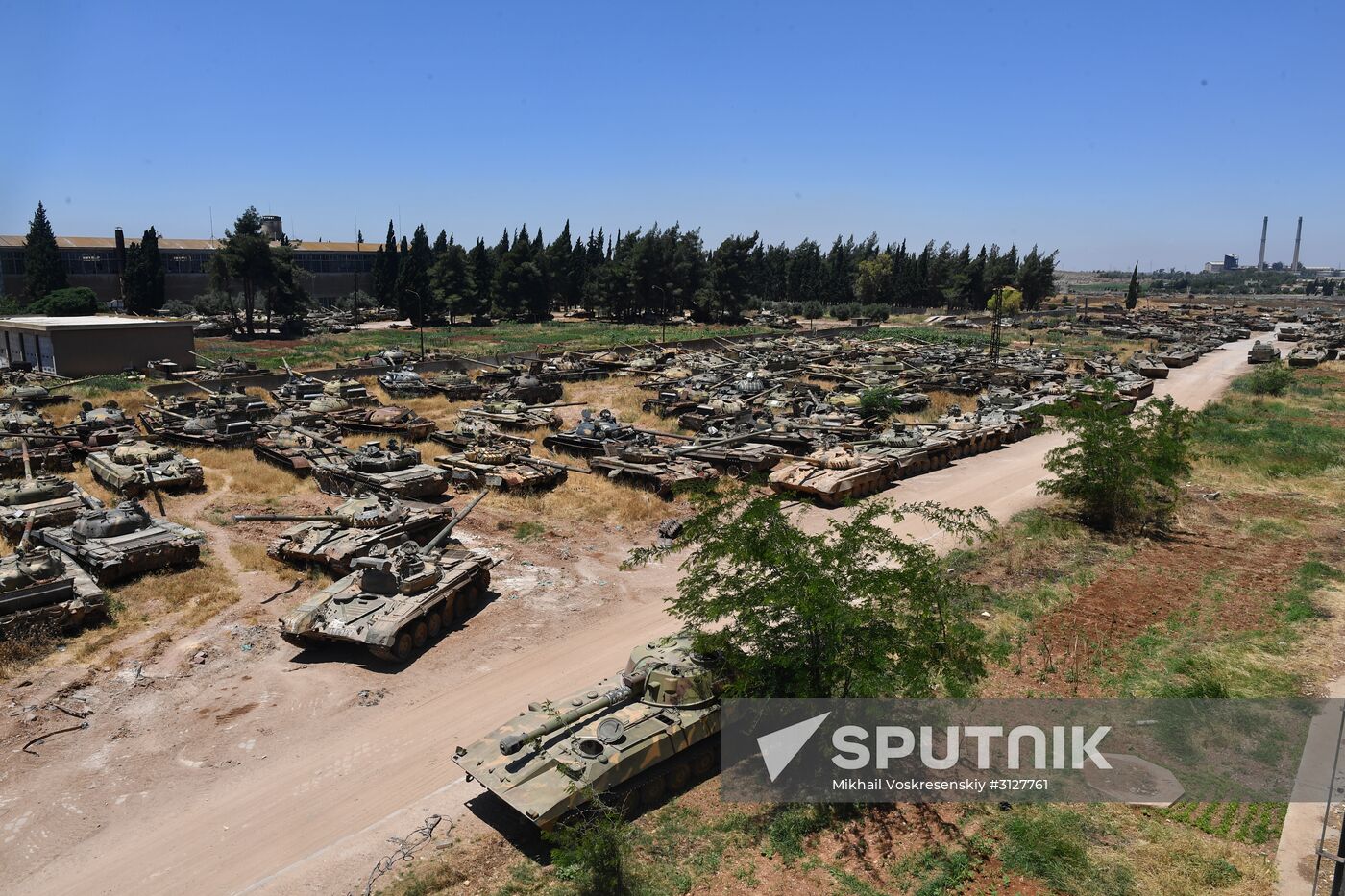 Armored vehicle maintenance company in Homs